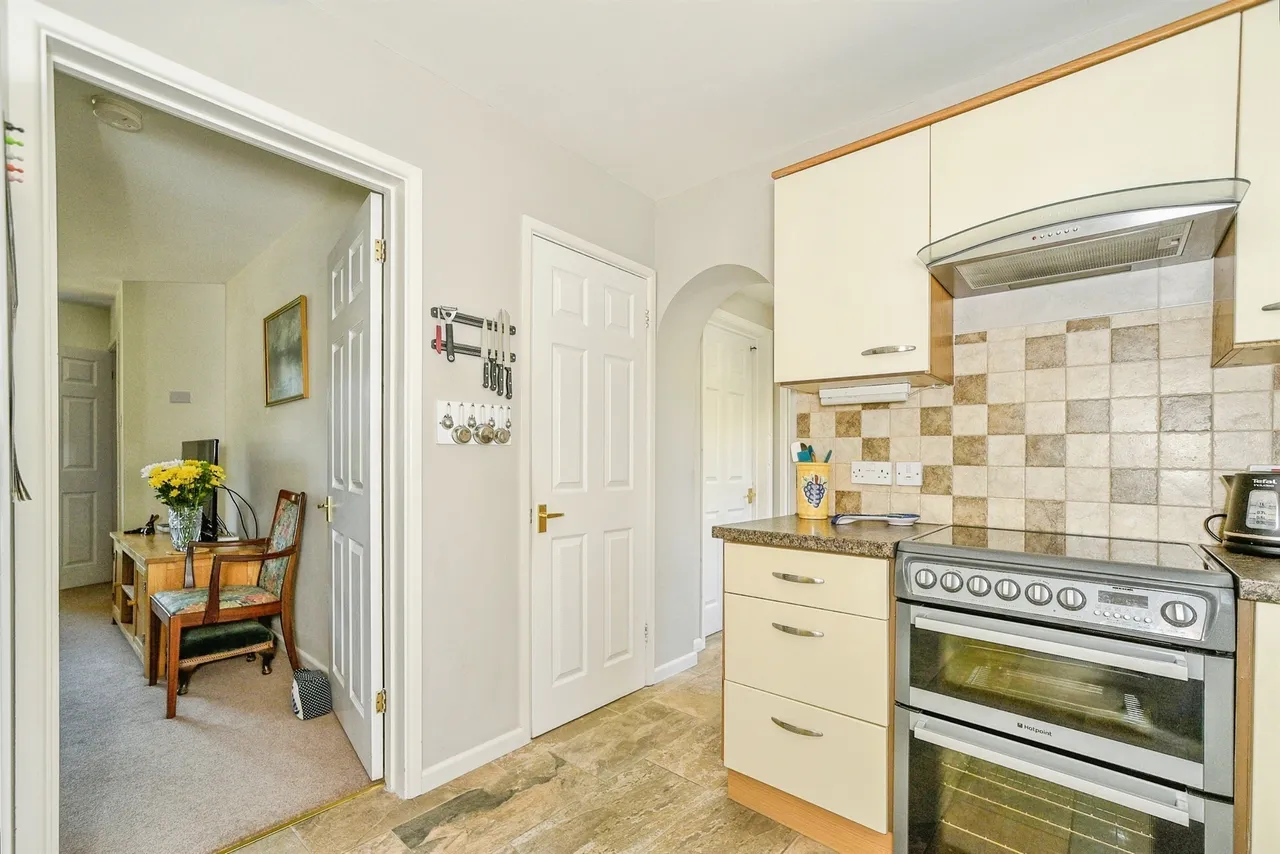 Park Close, Calne, SN11, photo 15