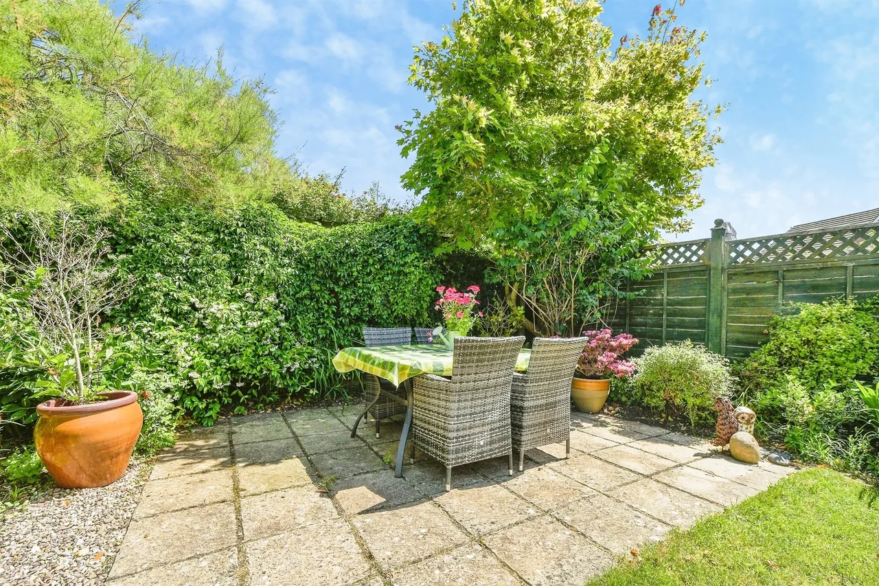 Park Close, Calne, SN11, photo 7