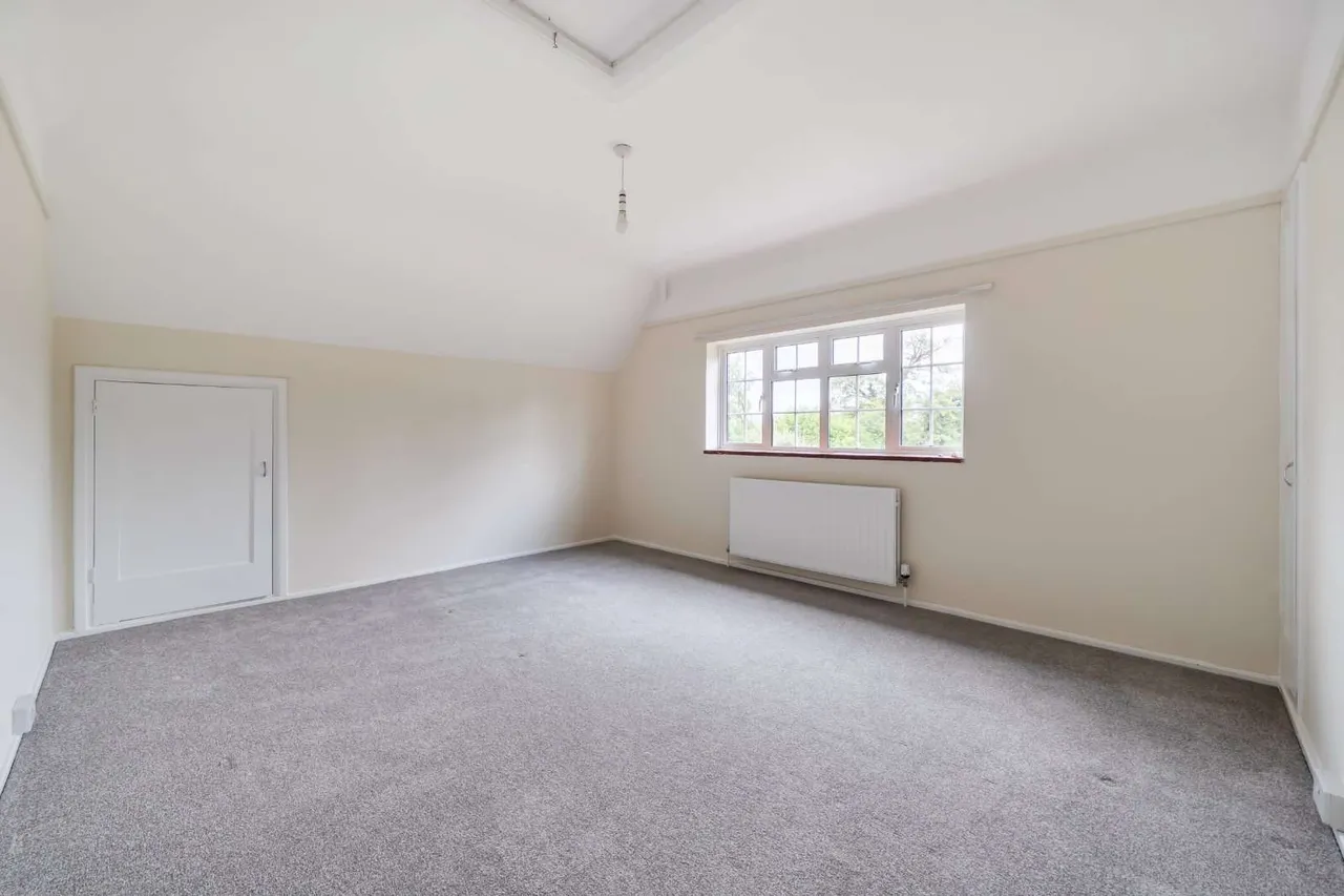 Gaston Lane, Upper Farringdon, GU34, photo 8