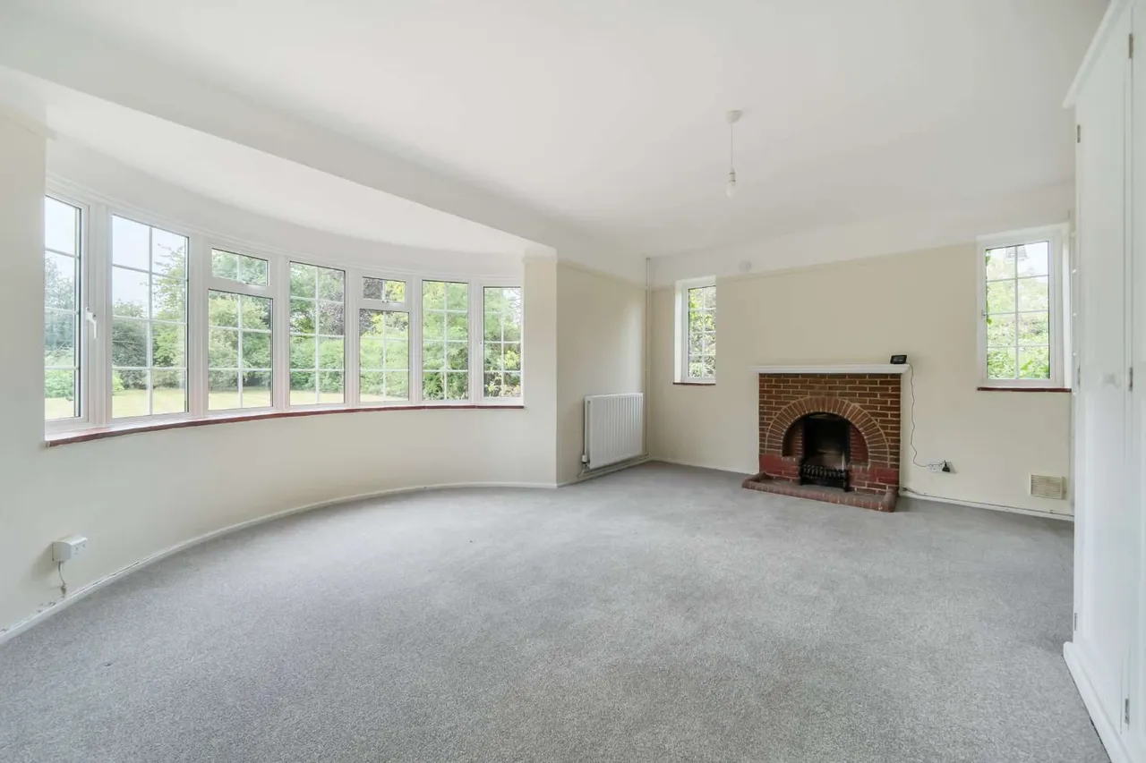 Gaston Lane, Upper Farringdon, GU34, photo 6