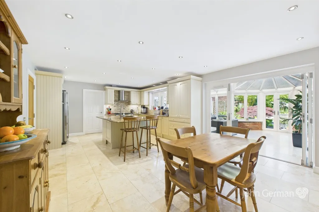 Gaiafields Road, Lichfield, photo 4