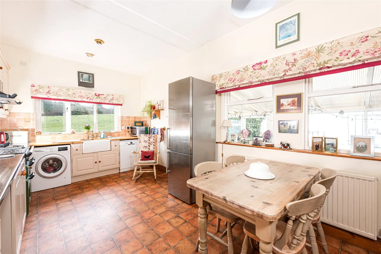 Church Road, Aspley Heath, MK17, photo 8