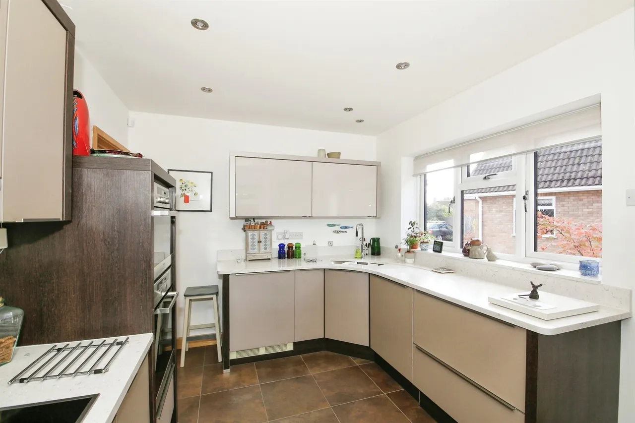 Peakirk Road, Glinton, PE6, photo 2