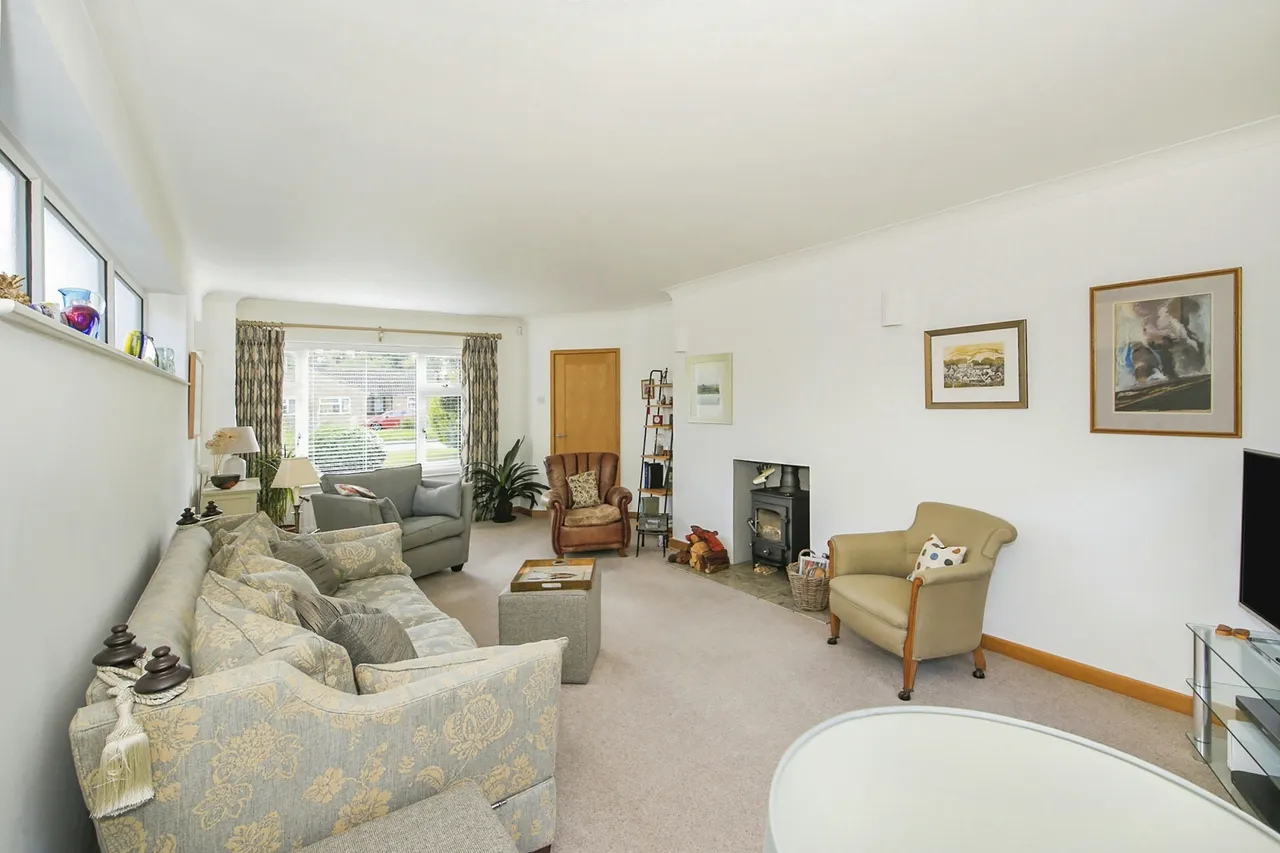 Peakirk Road, Glinton, PE6, photo 5