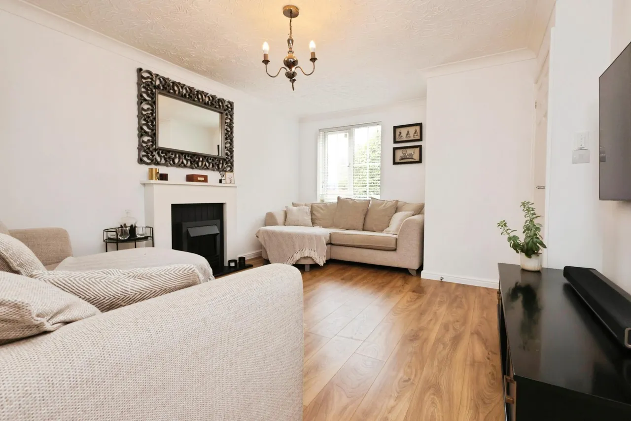 Swan Drive, Droitwich, WR9, photo 2