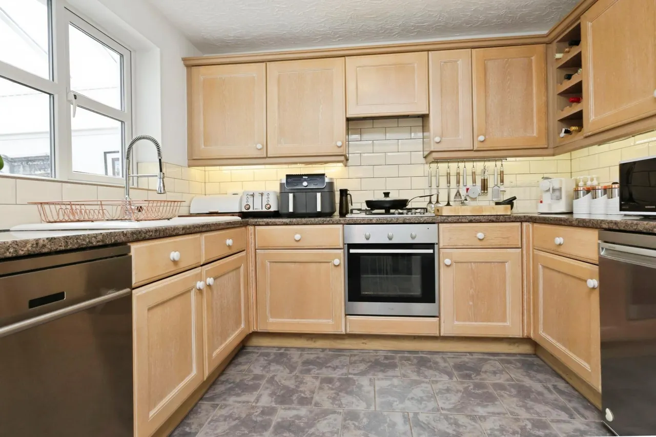 Swan Drive, Droitwich, WR9, photo 5