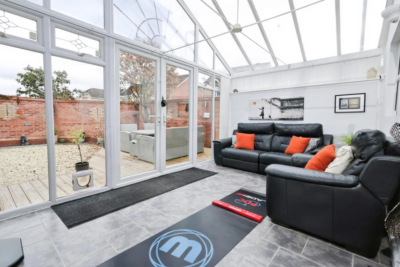 Swan Drive, Droitwich, WR9, photo 9