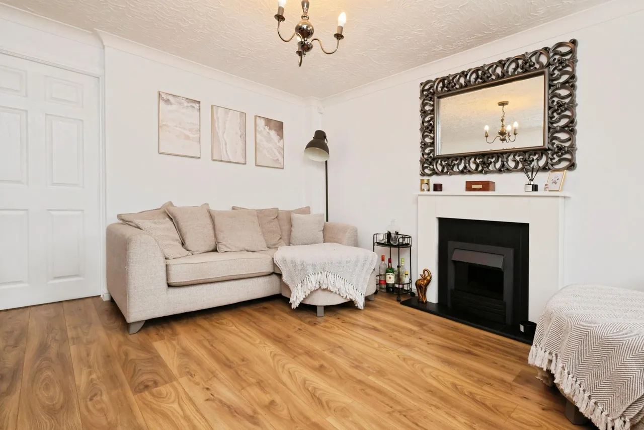 Swan Drive, Droitwich, WR9, photo 12