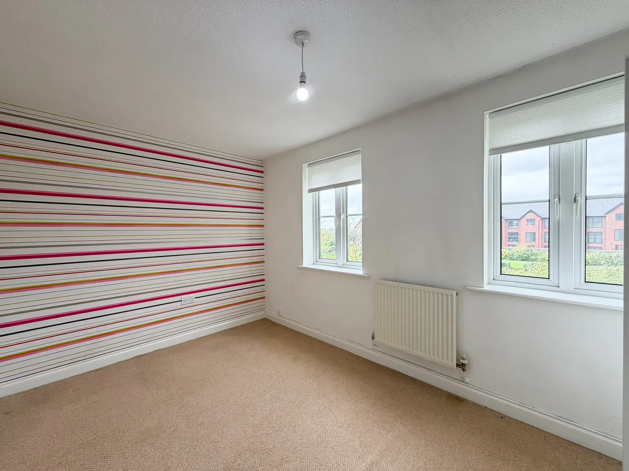 Waters Edge, Ashton-Under-Lyne, OL6, photo 12