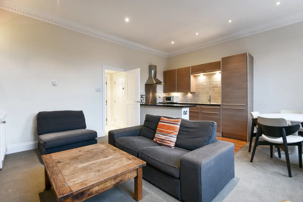 Petersham Road, Richmond, TW10, photo 3