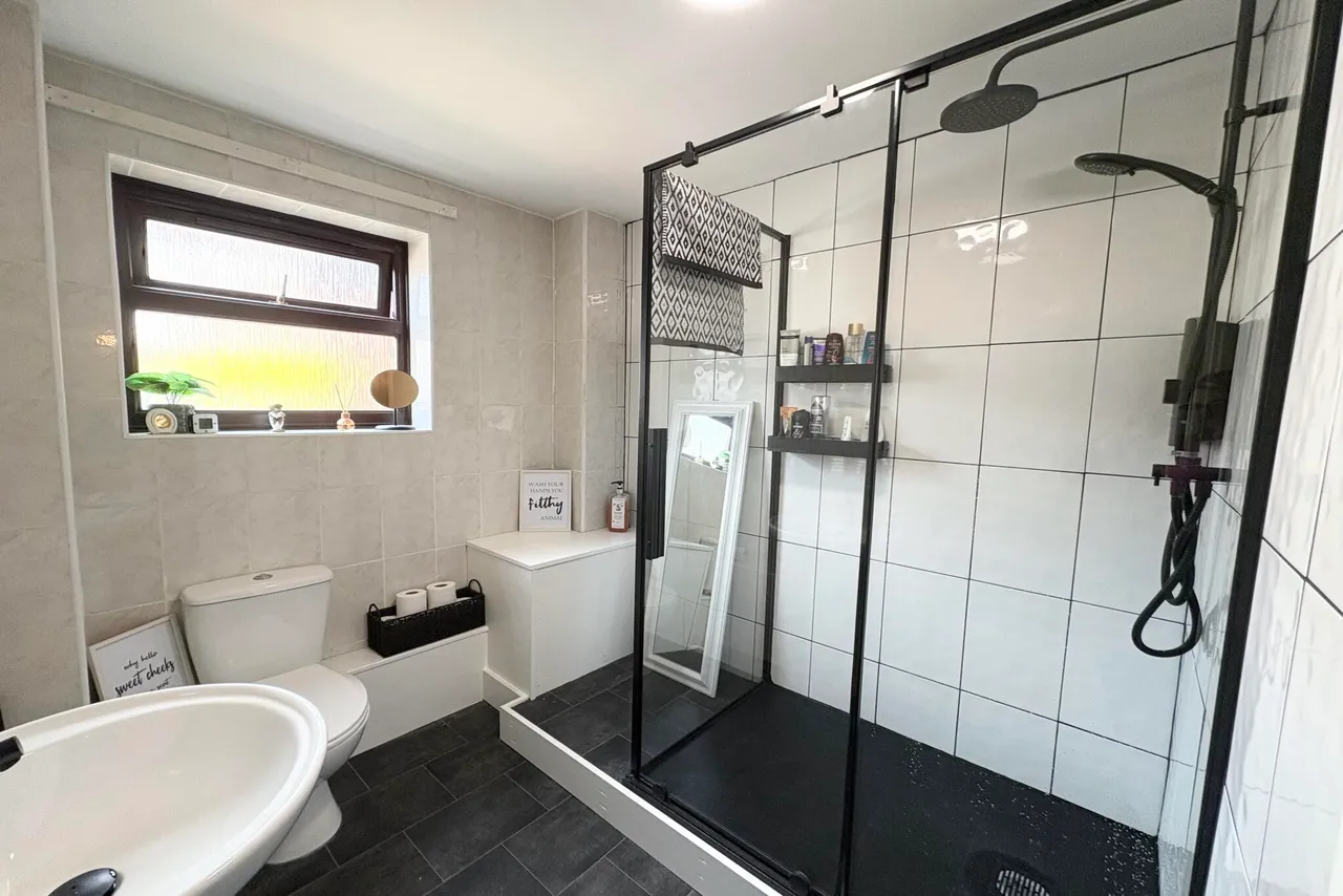 Charnwood Road, Shepshed, LE12, photo 3