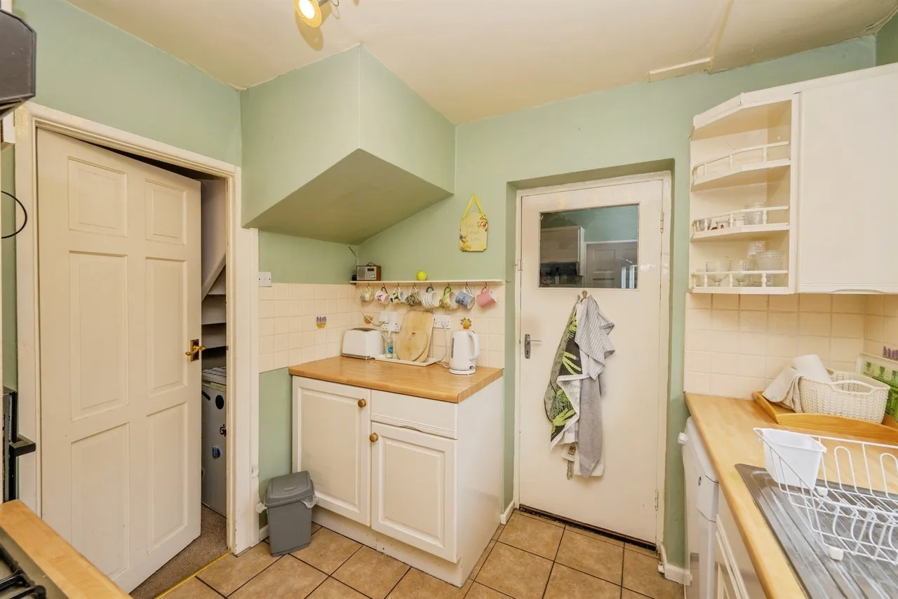 Uttoxeter Road, Hill Ridware, WS15, photo 14