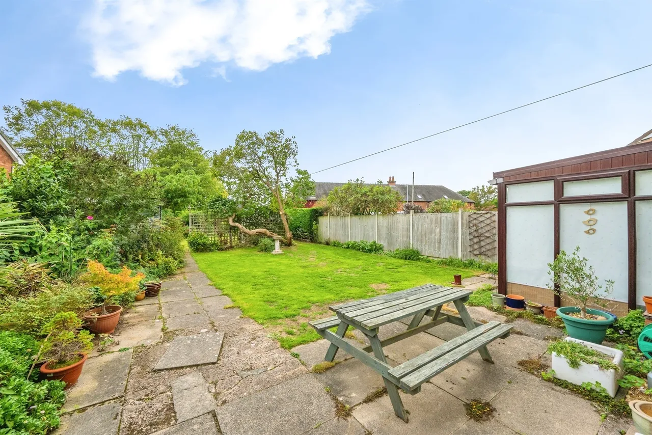 Uttoxeter Road, Hill Ridware, WS15, photo 12