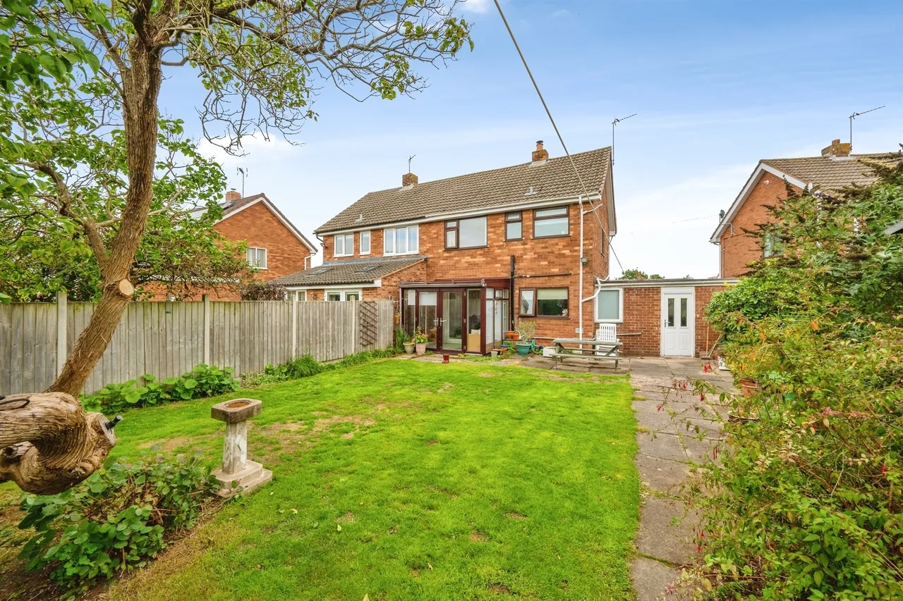 Uttoxeter Road, Hill Ridware, WS15, photo 13