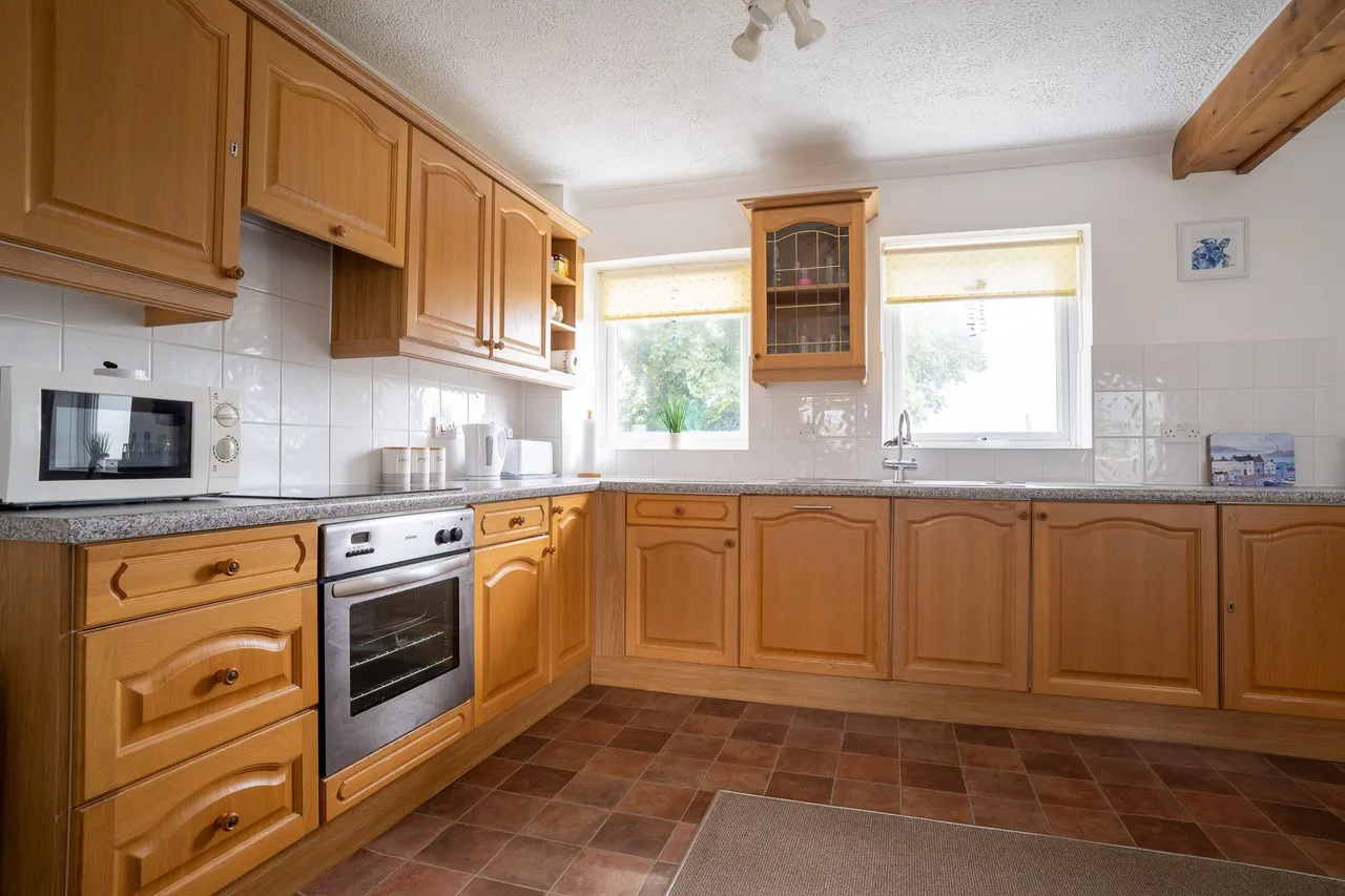 250, Cae du Village, Abersoch, Pwllheli, Gwynedd, LL53 7DZ, photo 8