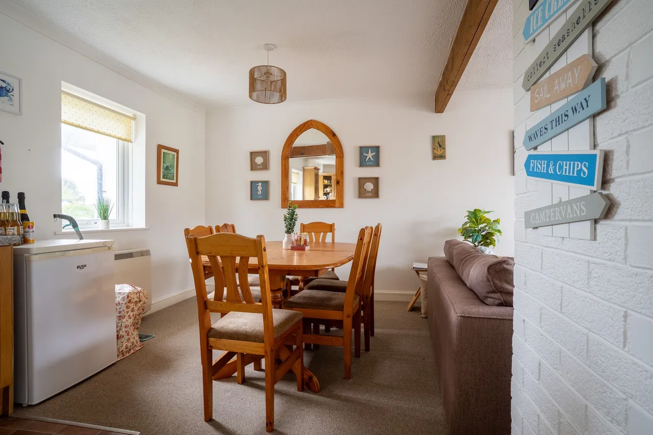 250, Cae du Village, Abersoch, Pwllheli, Gwynedd, LL53 7DZ, photo 10