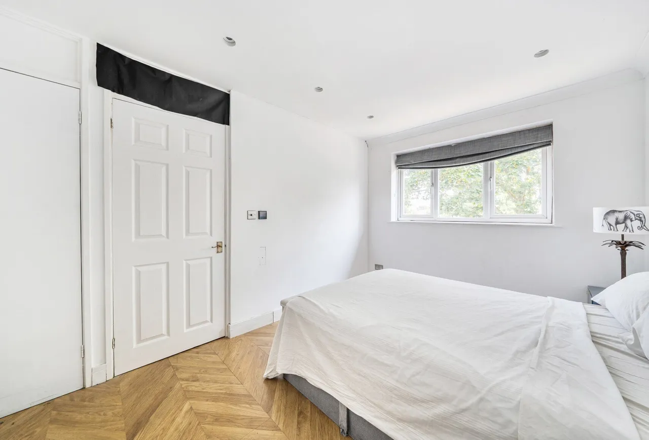 Firs Close, Mitcham, CR4 1AX, photo 13
