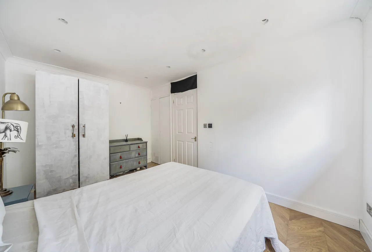 Firs Close, Mitcham, CR4 1AX, photo 12