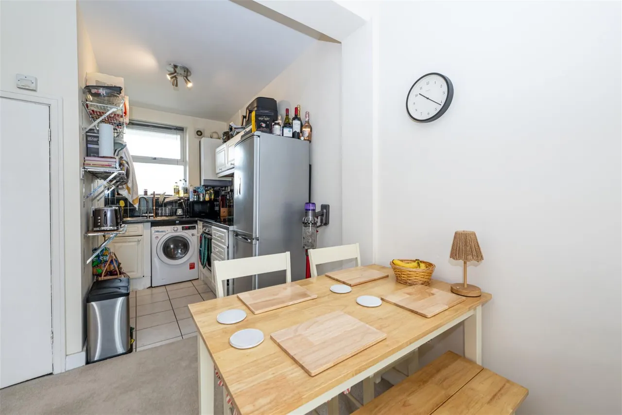 Melville Court, Shepherds Bush, photo 7