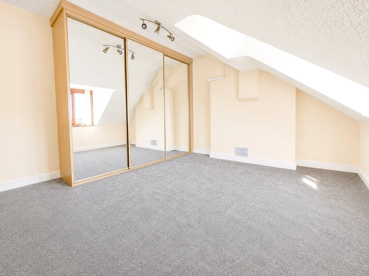 Seabank Road, Wallasey, CH45, photo 8