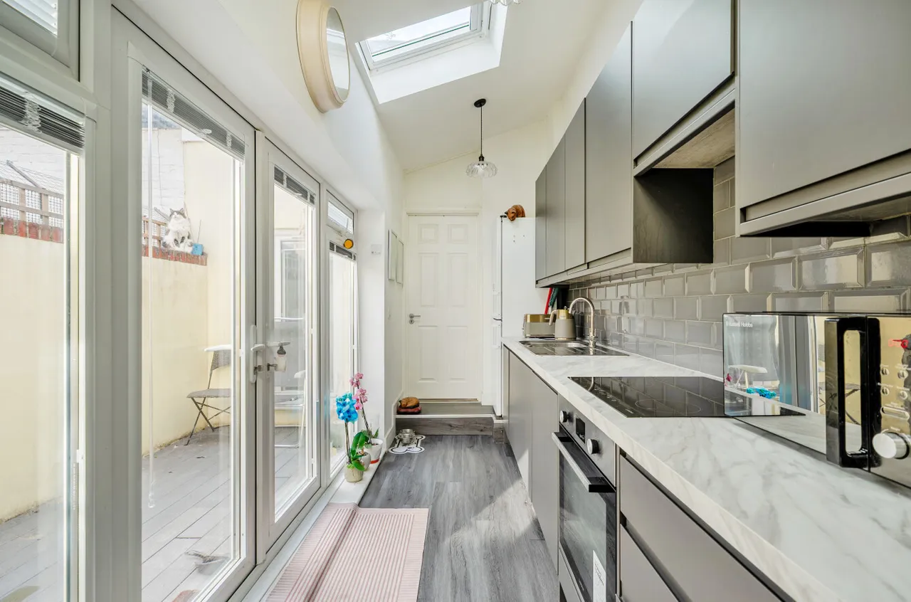 North Road, Lancing, BN15, photo 3