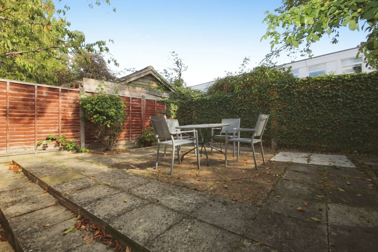 Langham Place, Egham, TW20, photo 13