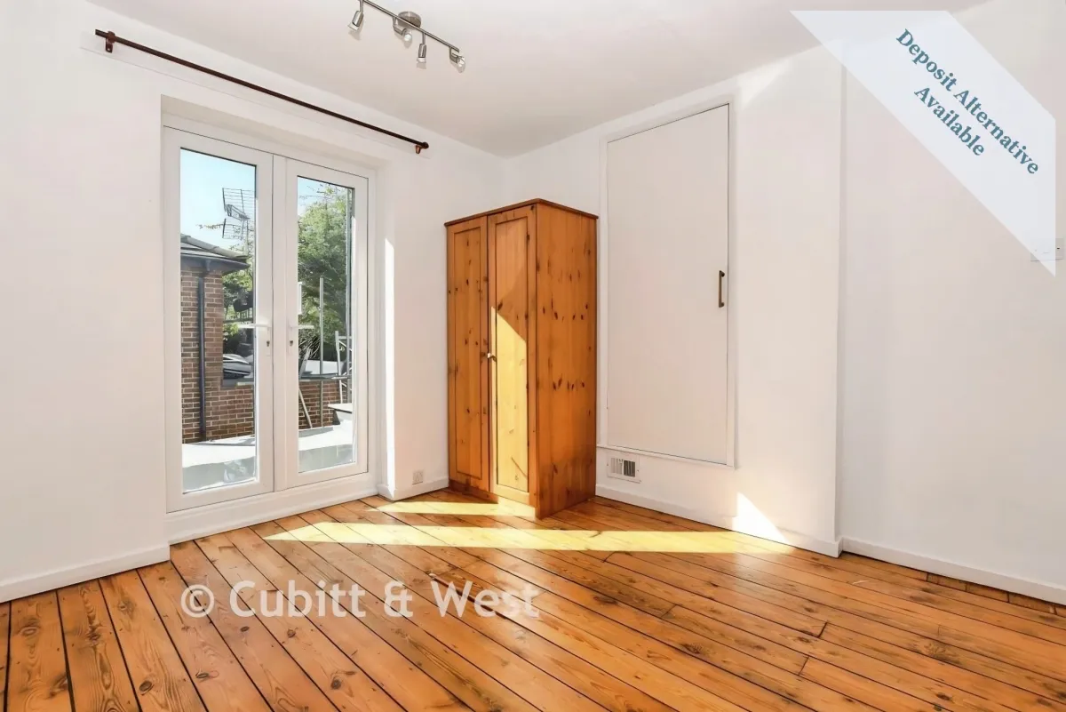 Vicarage Lane, Horley, RH6, photo 7