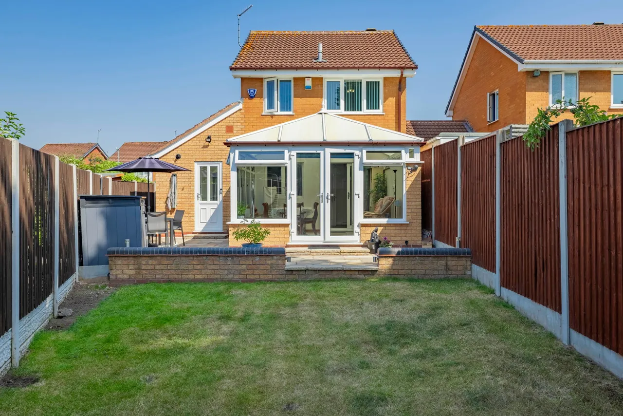 Cumberland Close, Kingswinford, DY6, photo 28