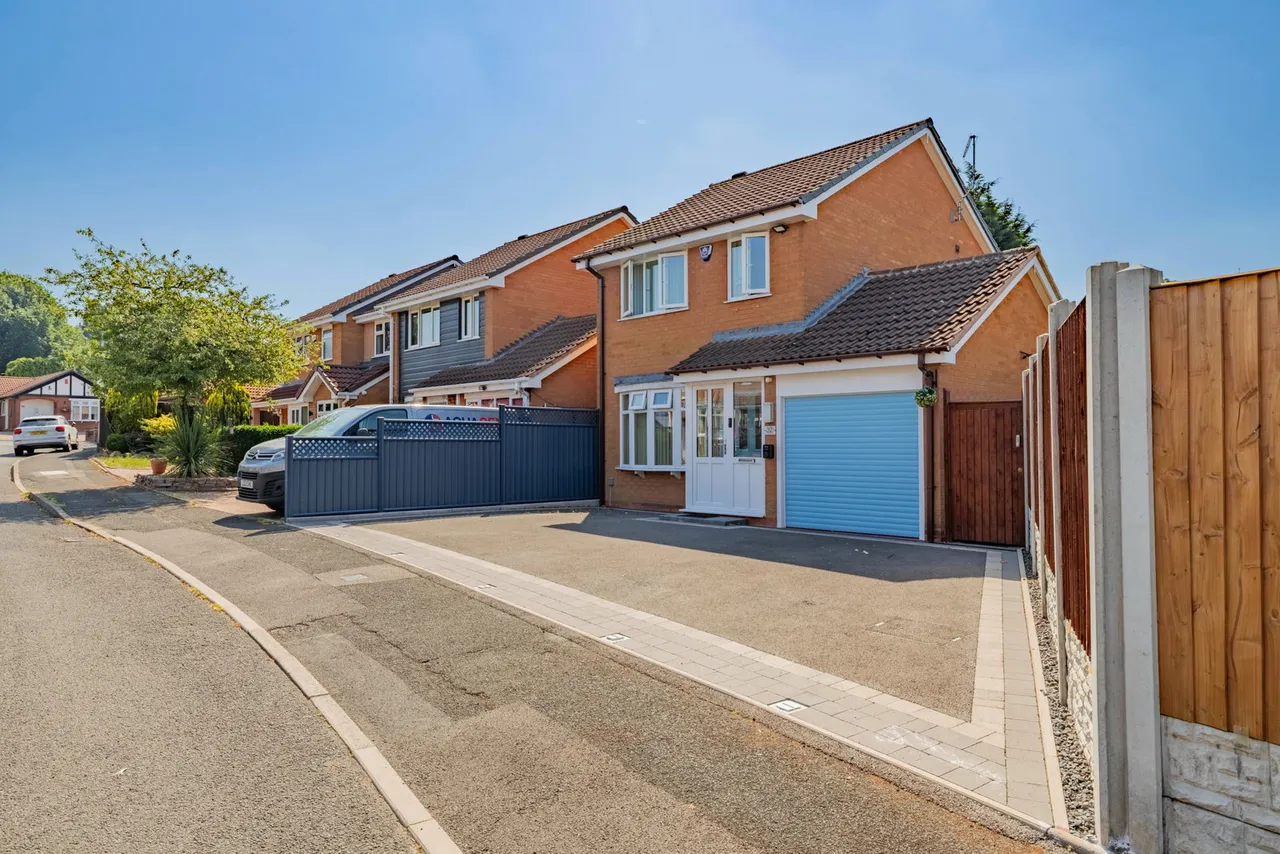 Cumberland Close, Kingswinford, DY6, photo 35