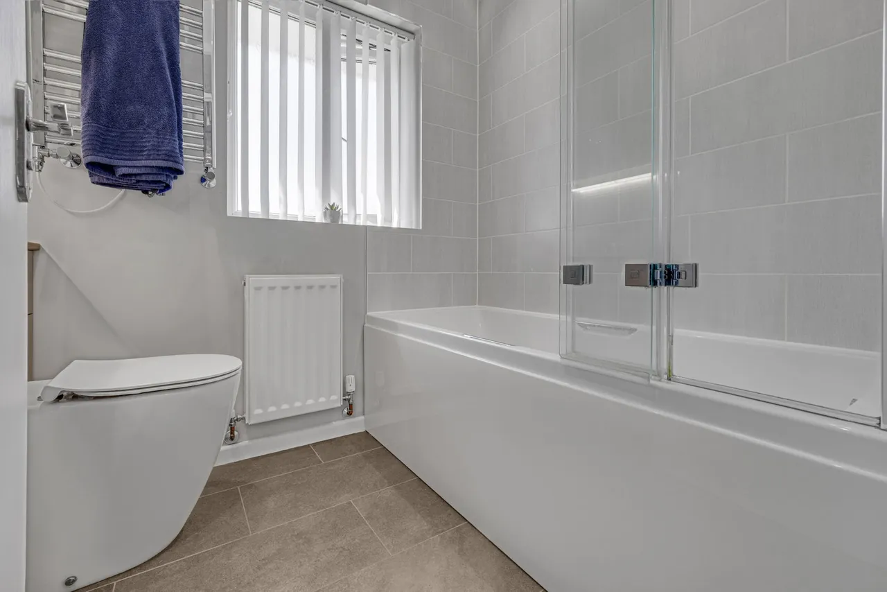 Cumberland Close, Kingswinford, DY6, photo 25