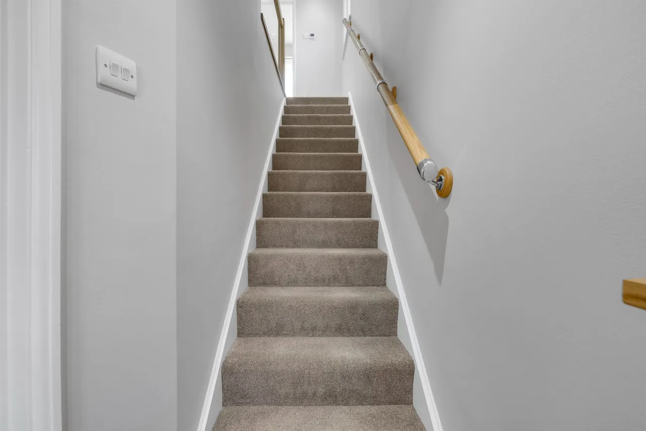 Cumberland Close, Kingswinford, DY6, photo 5
