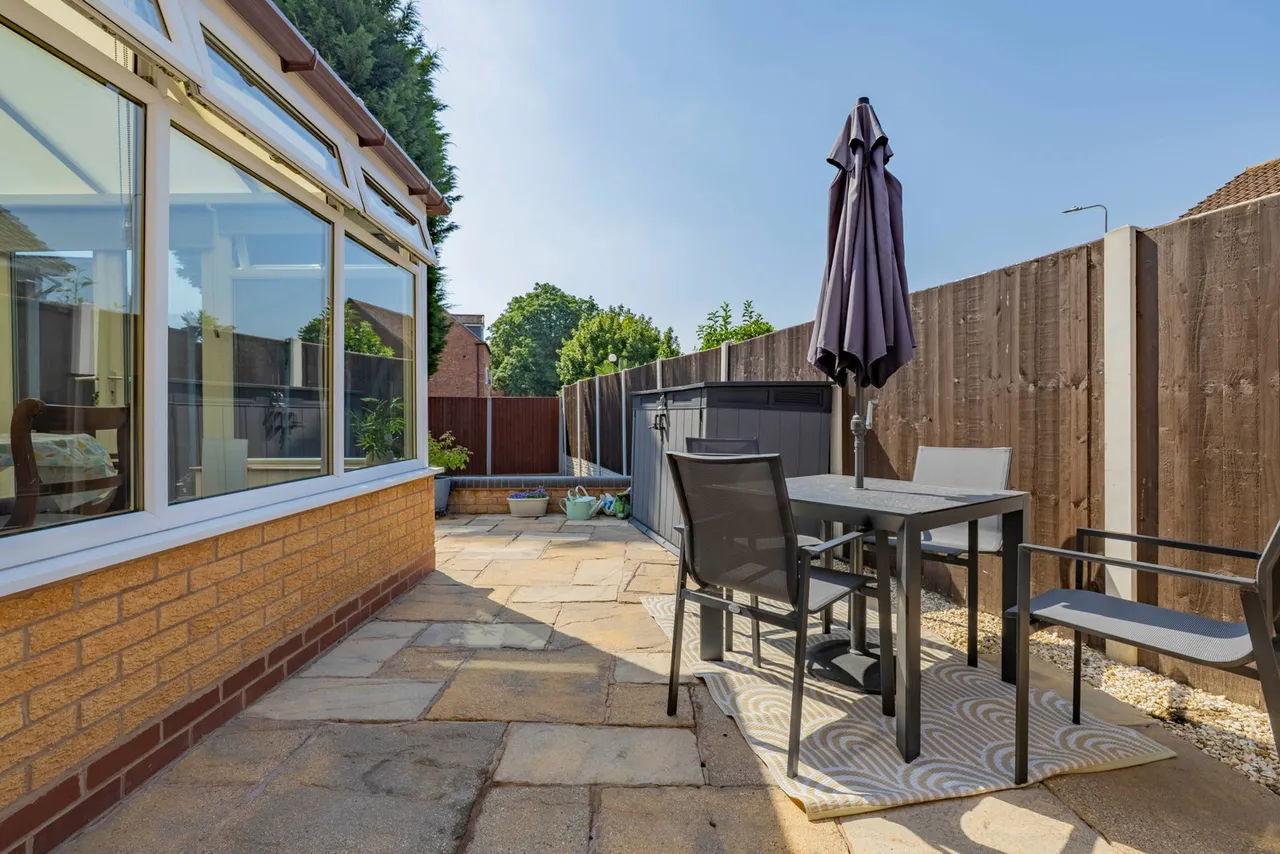 Cumberland Close, Kingswinford, DY6, photo 30