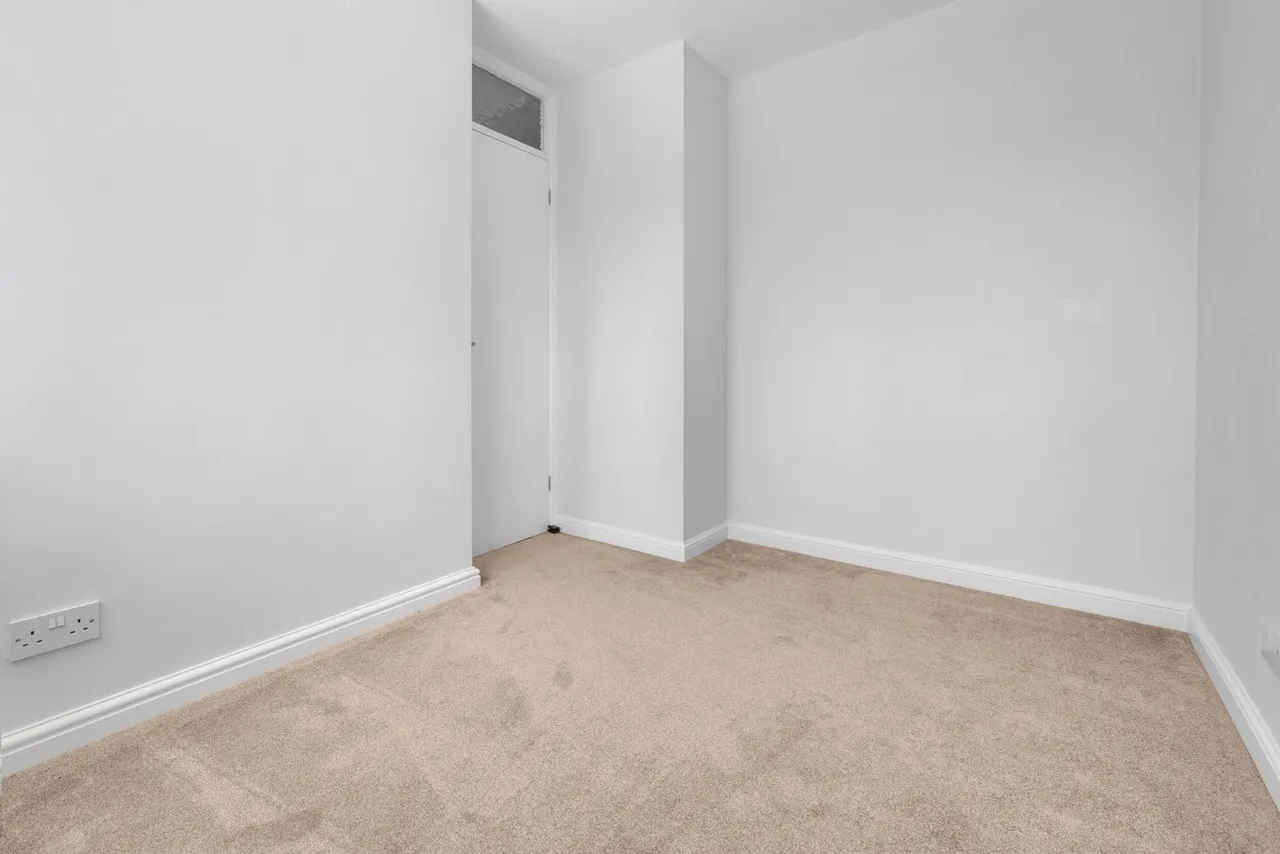 Cumberland Close, Kingswinford, DY6, photo 19