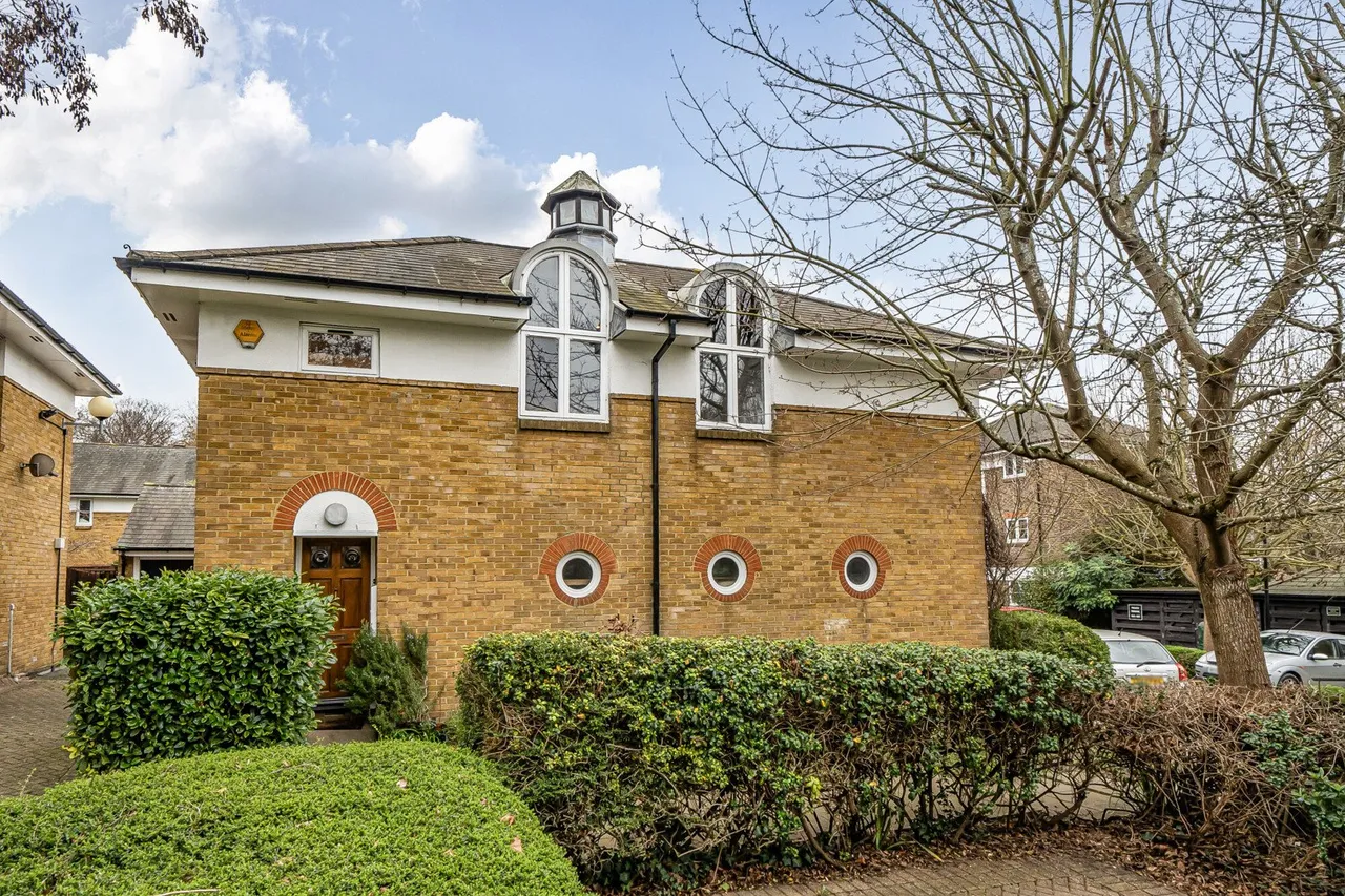 St Josephs Vale, SE3, photo 17