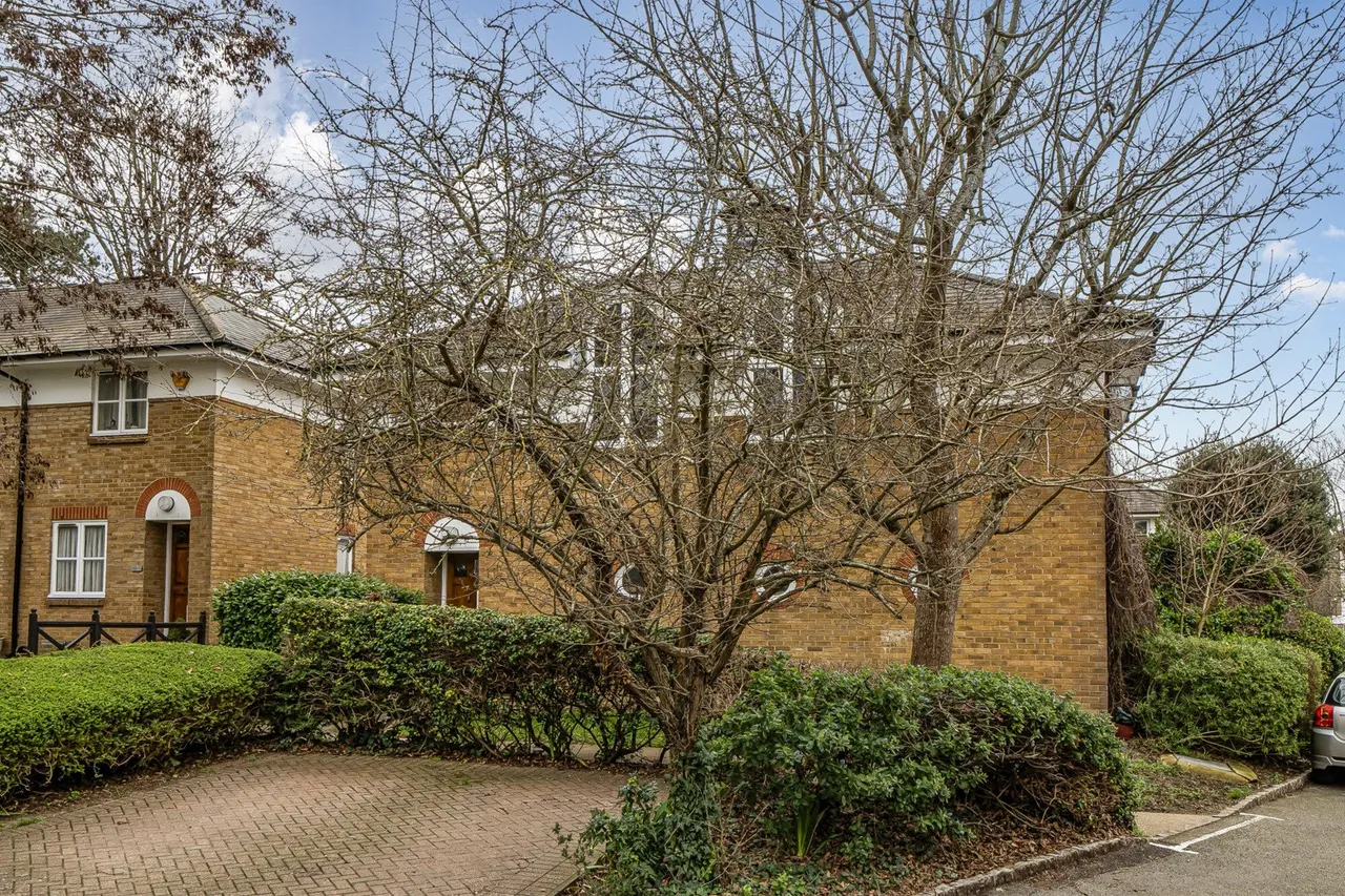 St Josephs Vale, SE3, photo 15