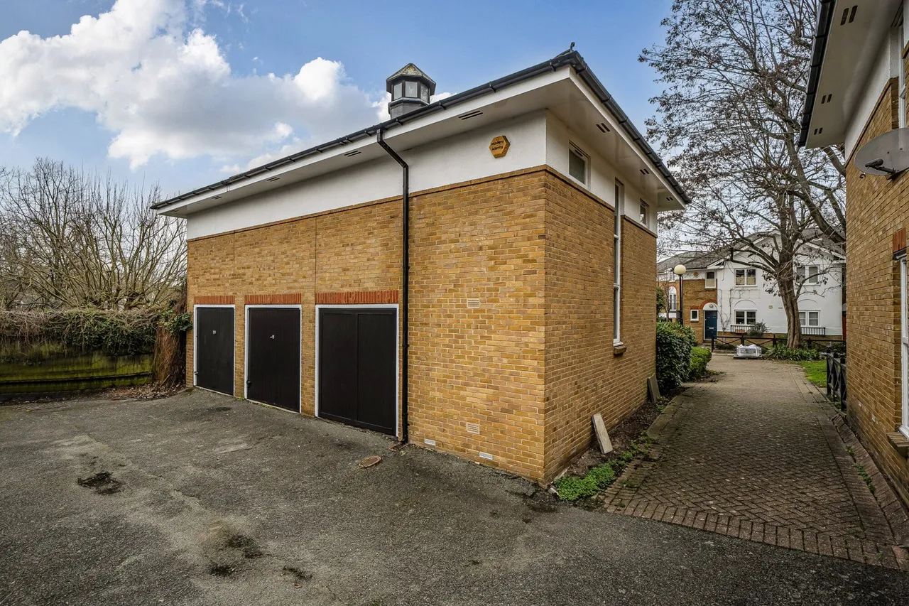 St Josephs Vale, SE3, photo 8