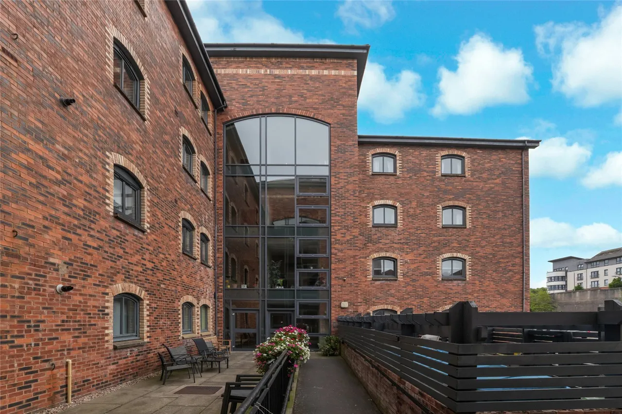 2 bed flat for sale — James Watt Way, GREENOCK, Renfrewshire, PA15