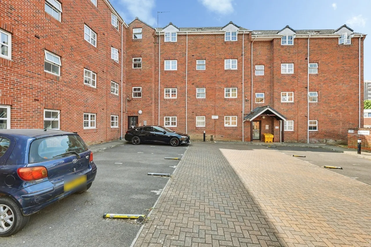 St. Andrews Street, Northampton, Northamptonshire, NN1, photo 2