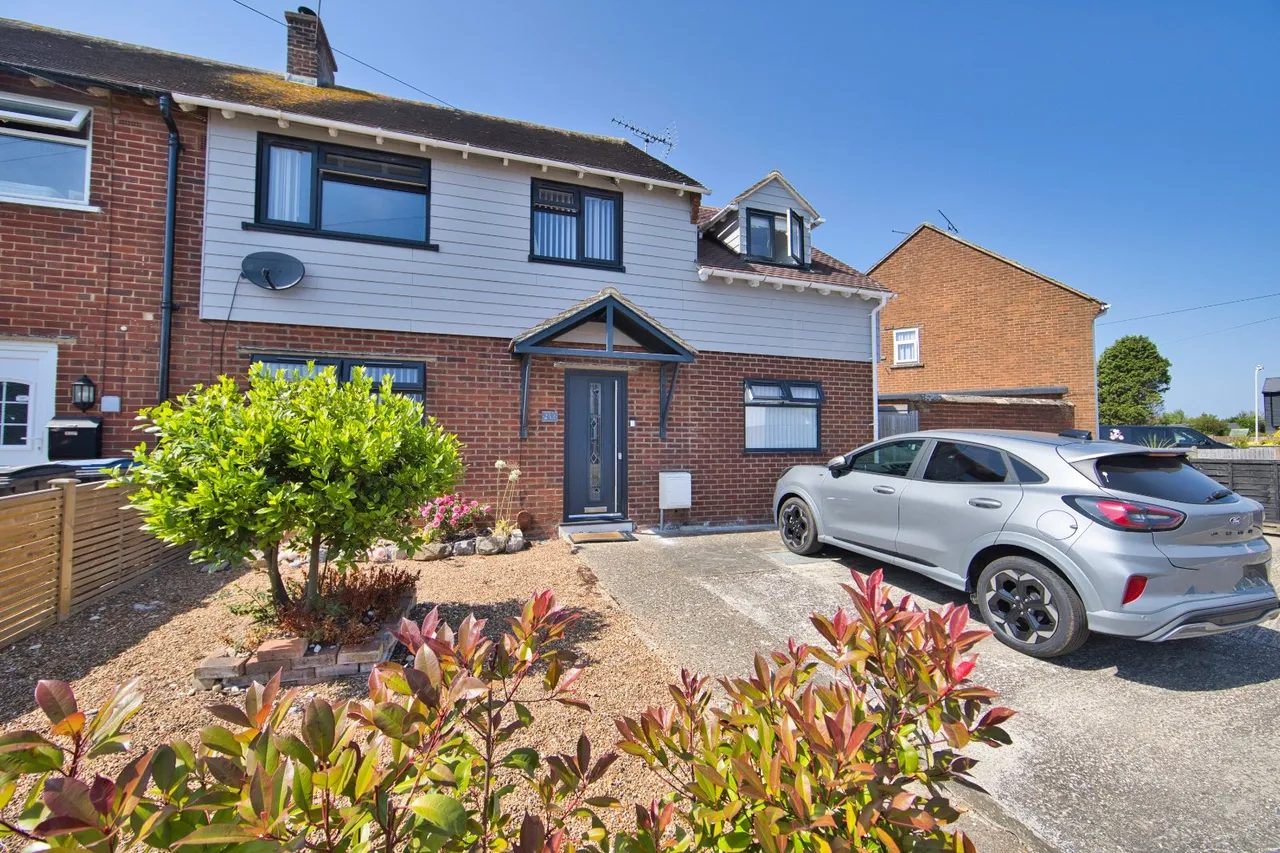 4 bed house for sale, Middle Deal Road, Deal, CT14