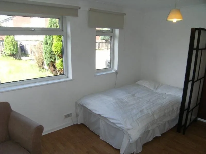 Melton Avenue, Leeds, West Yorkshire, LS10, photo 3