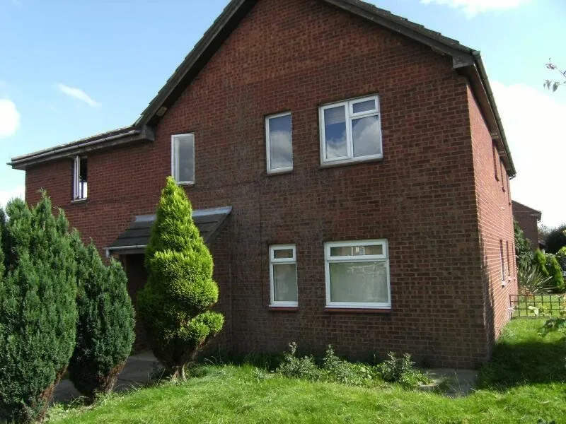 flat for sale — Melton Avenue, Leeds, West Yorkshire, LS10
