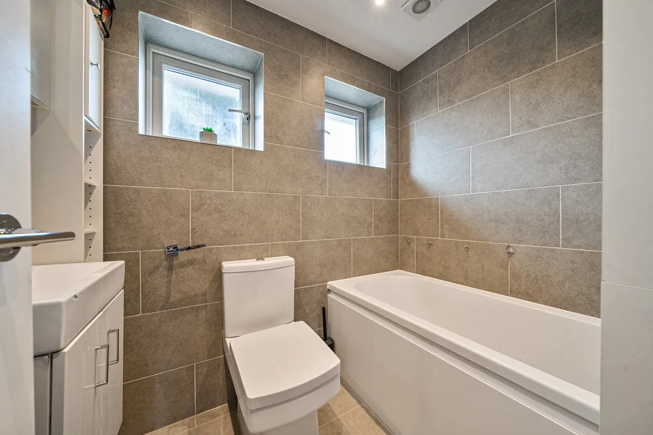 Thursland Road, DA14, photo 7