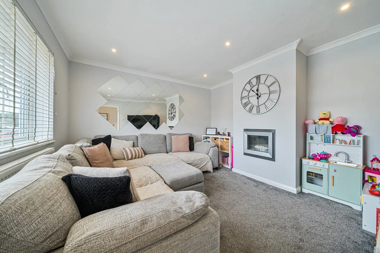 Thursland Road, DA14, photo 2