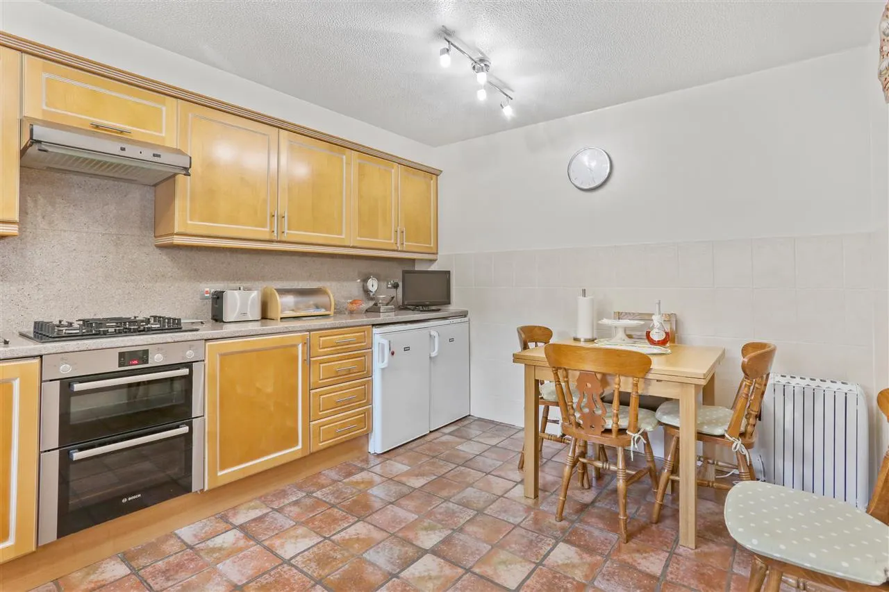 Larch Close, Bredgar Road, London, photo 12