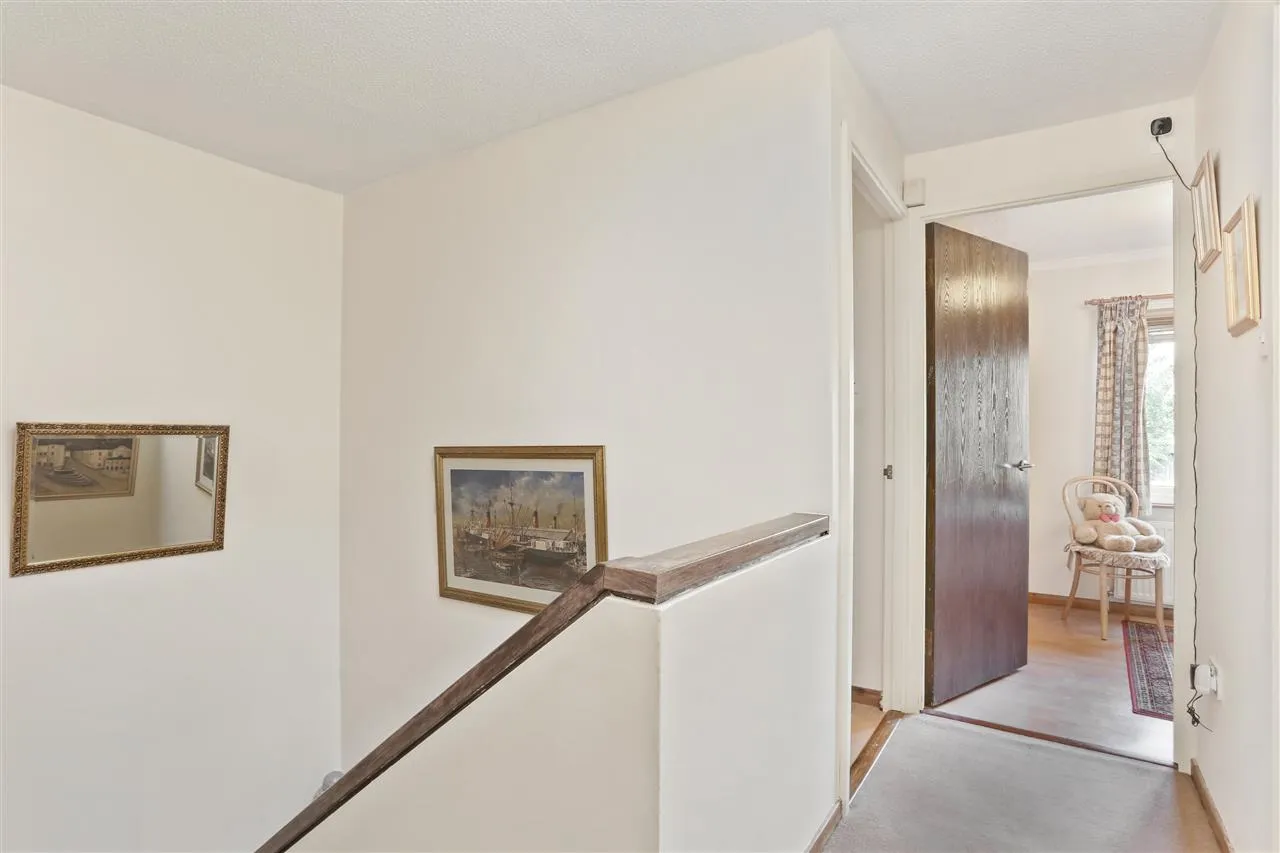 Larch Close, Bredgar Road, London, photo 18