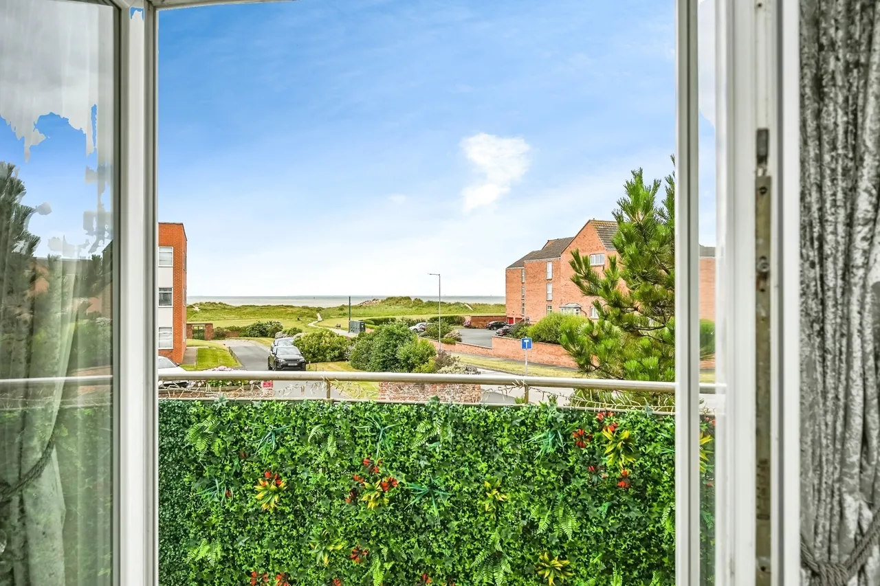 Burbo Bank Road South, Blundellsands, L23, photo 17