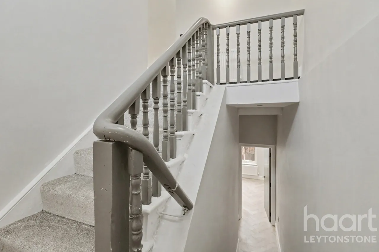 Bulwer Road, London, E11, photo 8