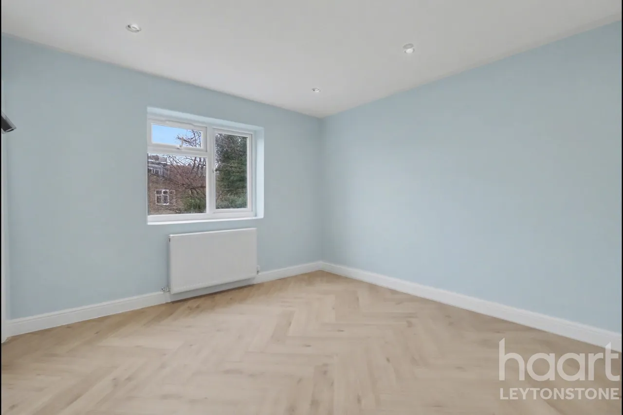 Bulwer Road, London, E11, photo 11