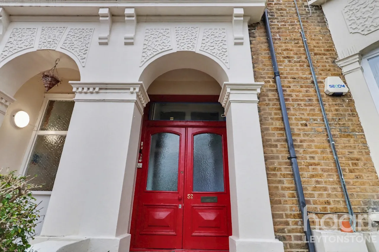 Bulwer Road, London, E11, photo 4