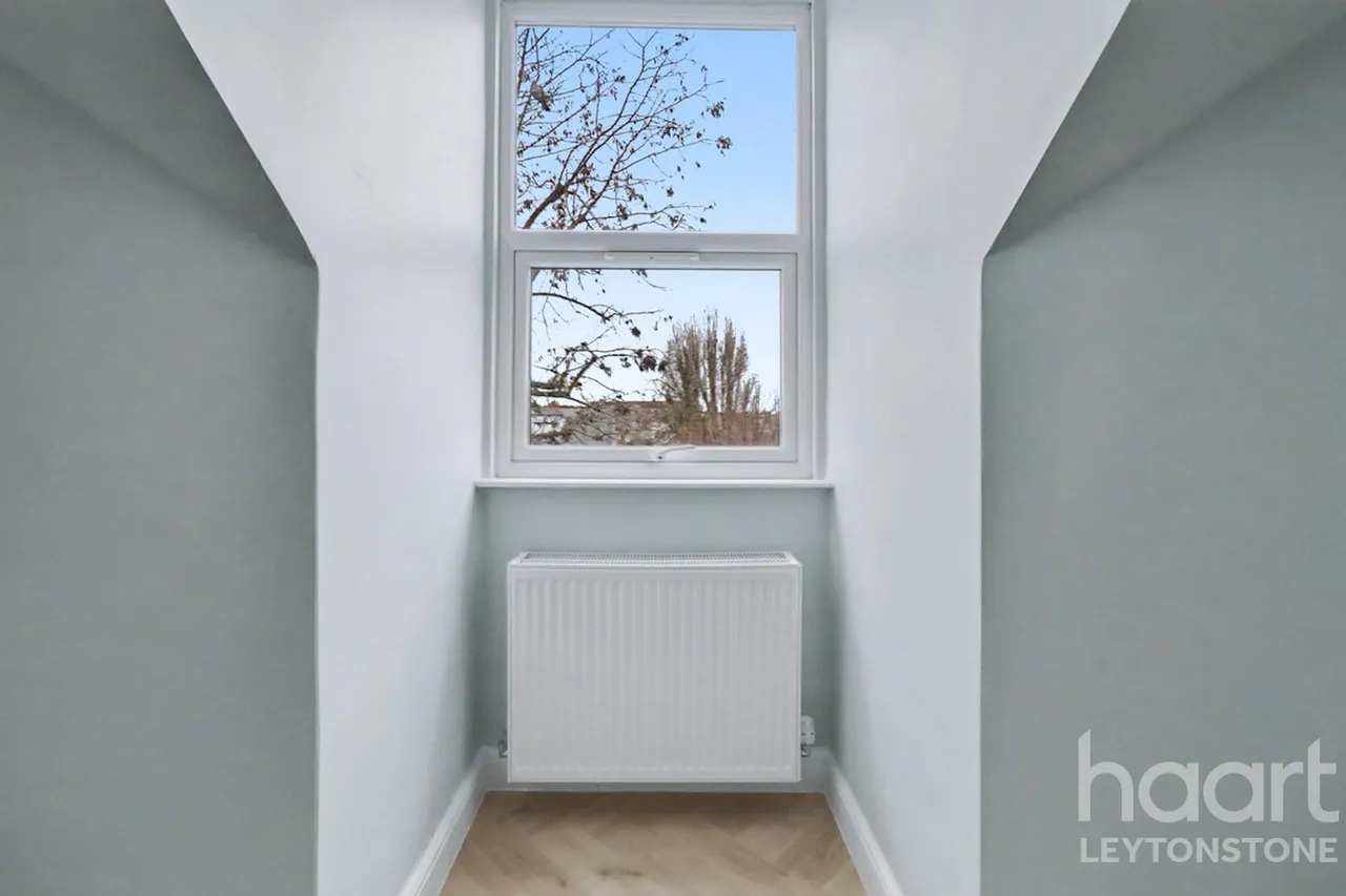 Bulwer Road, London, E11, photo 22